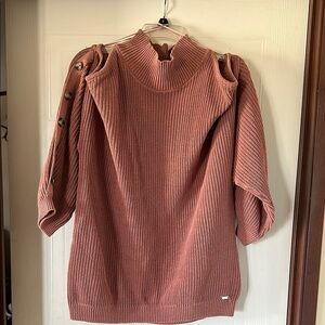Women's Button-Shoulder Sweater - Rust